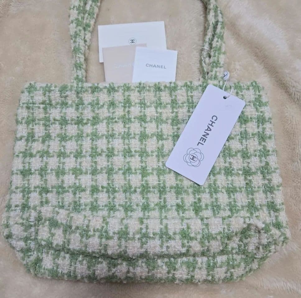 新品希少CHANEL ノベルティ トートバッグ ツイード グリーン ビッグココ