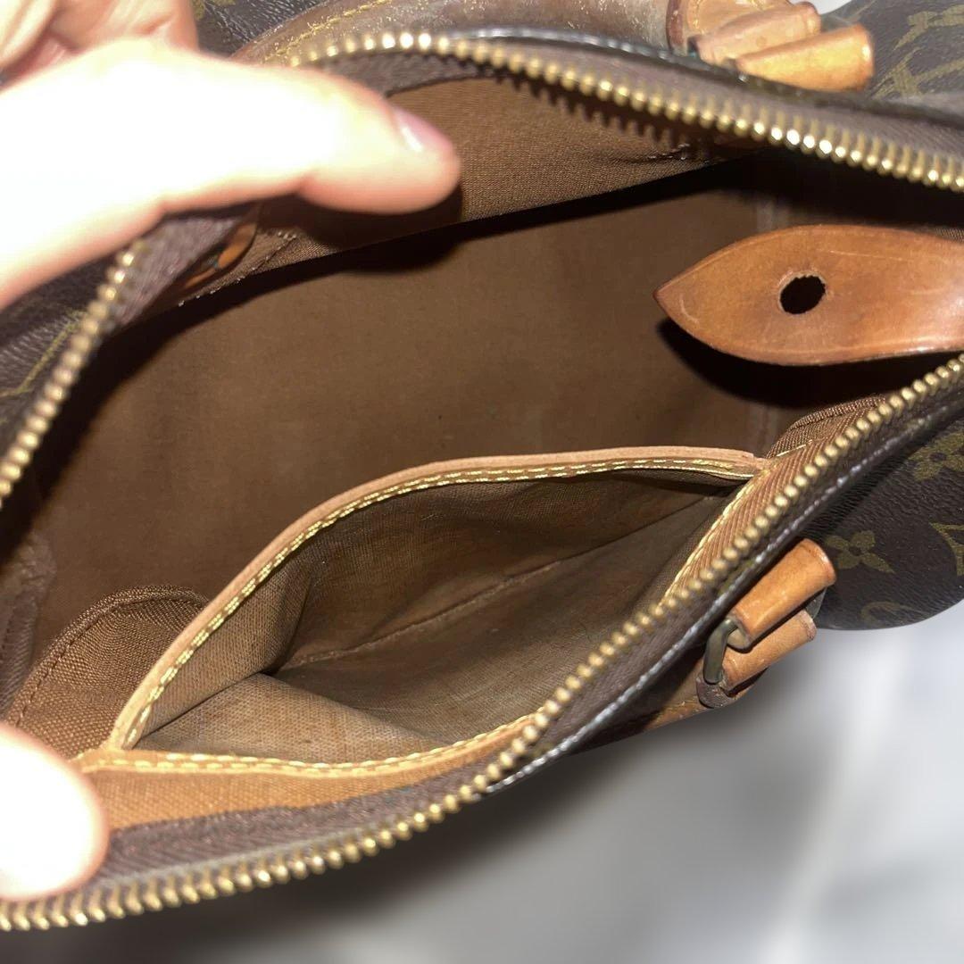 LOUIS VUITTON モノグラムハンドバック