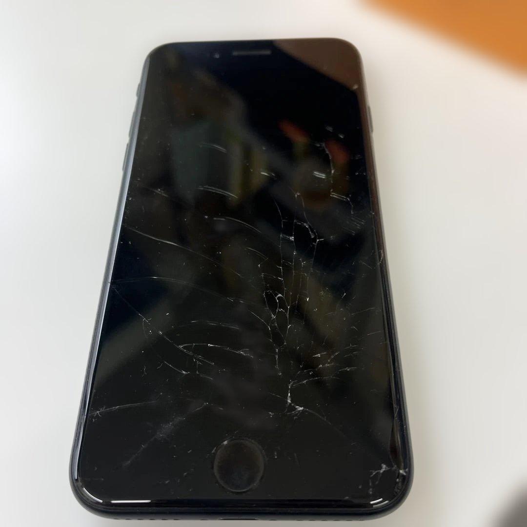 iPhoneSE 128G 第3世代　ジャンク品