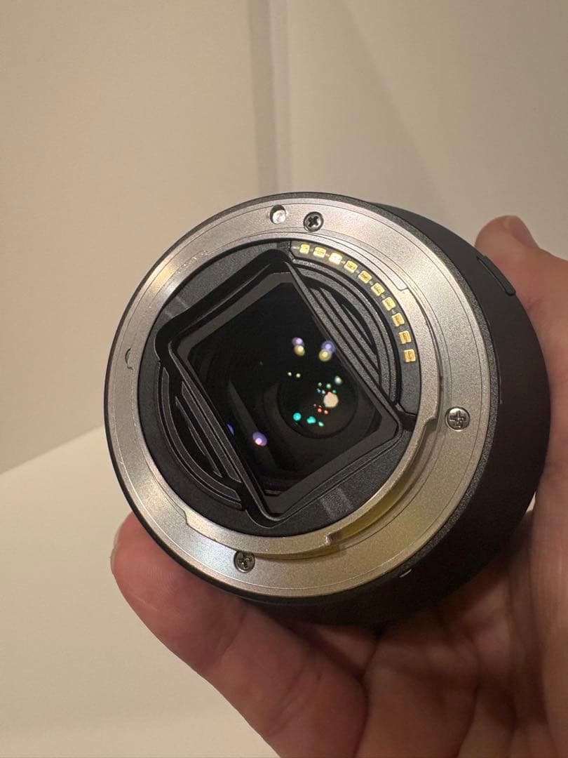 SONY FE 24-240mm F3.5-6.3ズームレンズ