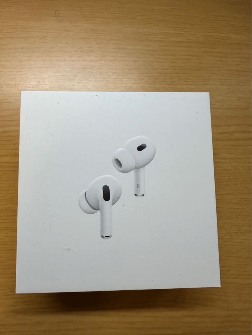 AirPods Pro 第2世代本体 ホワイト 充電ケース付き右耳値下げ交渉可能