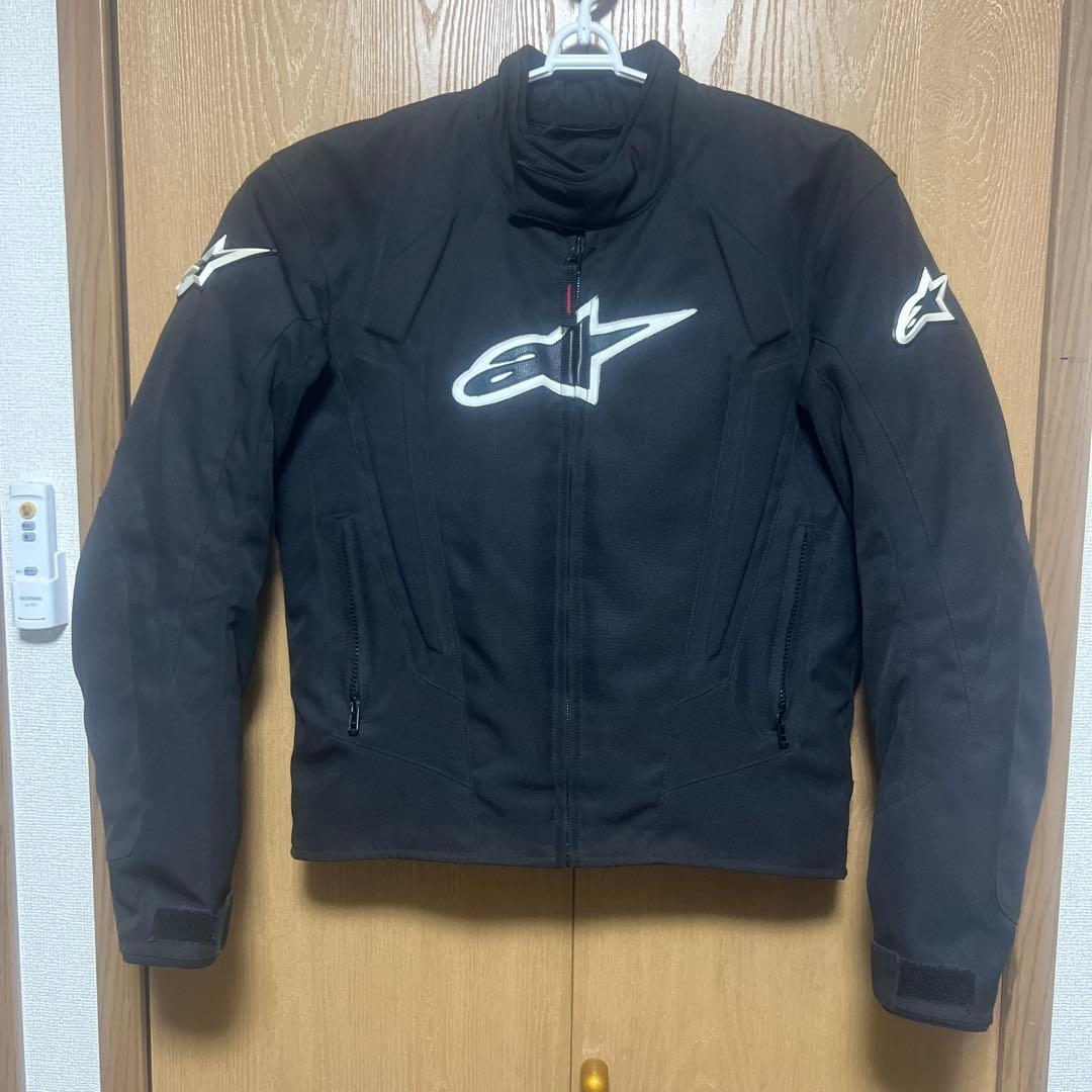 Alpinestars オールシーズンジャケット（レザーロゴ付き）