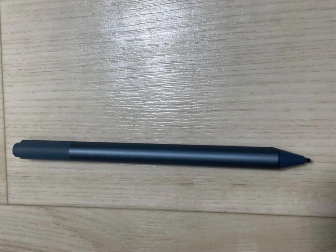 Surface Pro 7 本体、キーボード、ペン付属