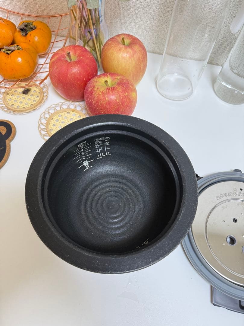 JPL-S100の内釜、内ぶた、2点セットです。