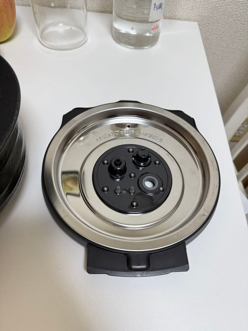 JPL-S100の内釜、内ぶた、2点セットです。