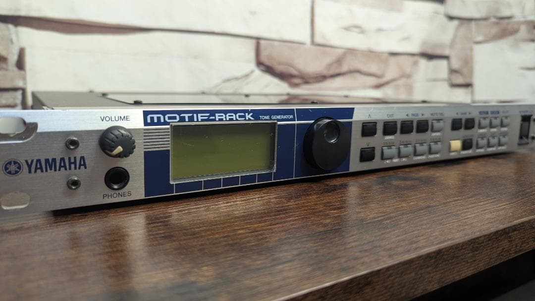 YAMAHA MOTIF-RACK 音源モジュール