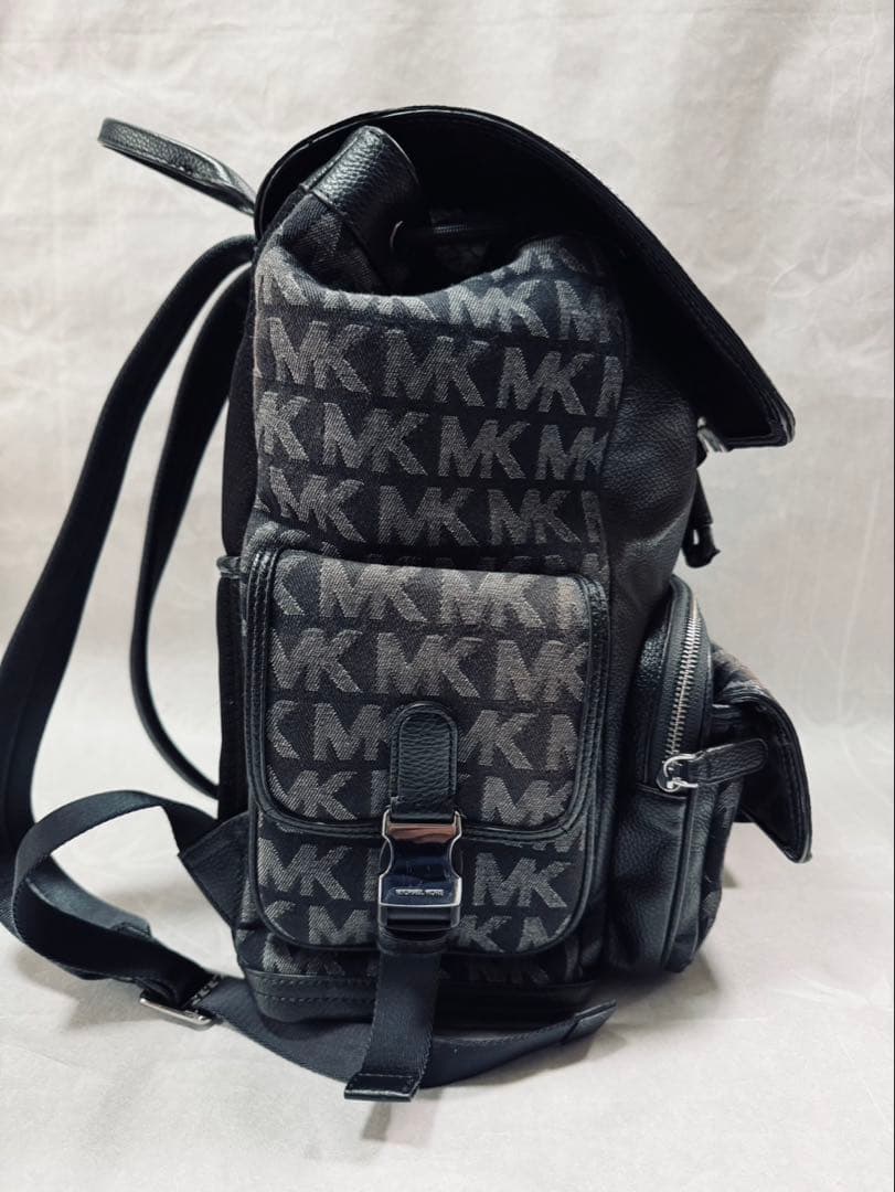 明日投稿削除MICHAEL KORS HUDSON ユーティリティーバック