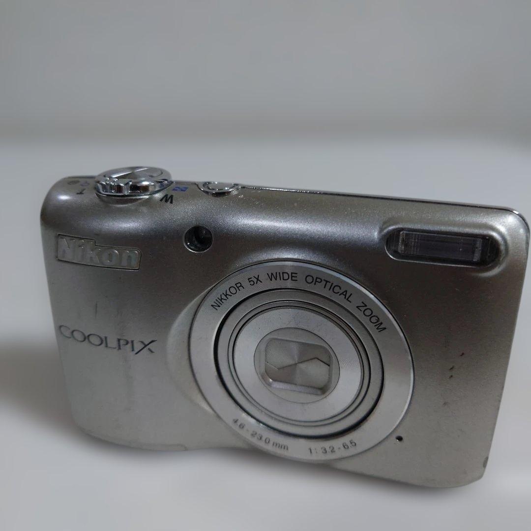 Nikon COOLPIX L26 コンデジ　デジカメ　単３電池