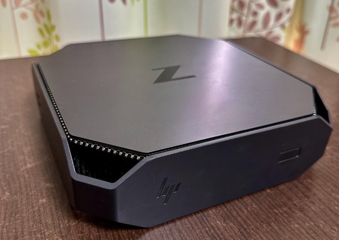 ミニPC HP Z2 Mini G3 1245v5 16G 256G SSD 1T HDD