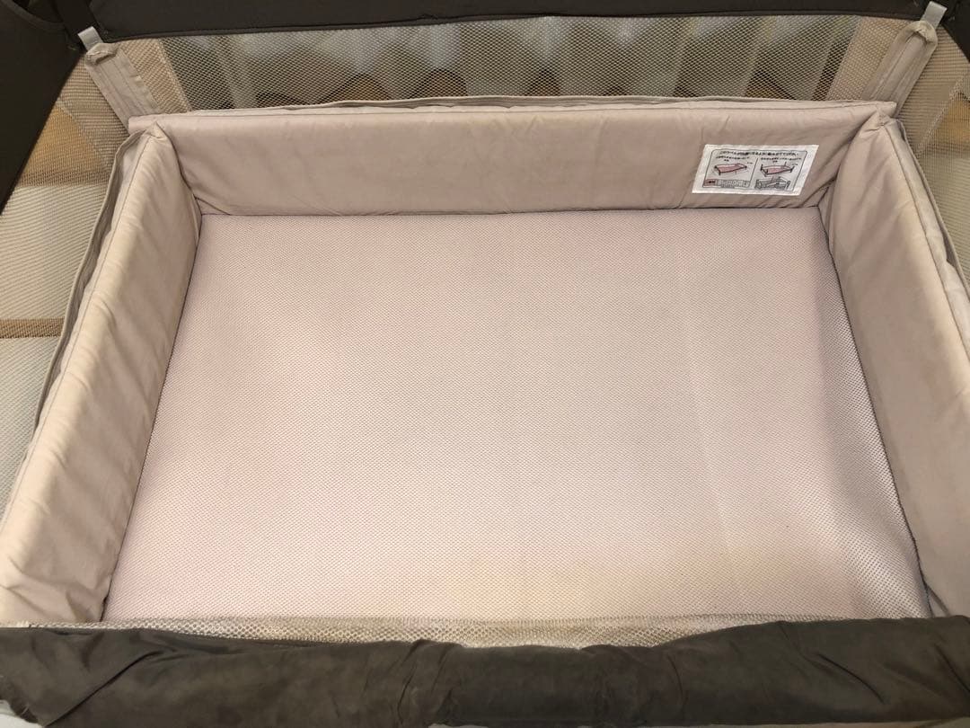 【早いもの勝ち】【美品】アップリカ ココネルエアー 新生児用ベビーベッド