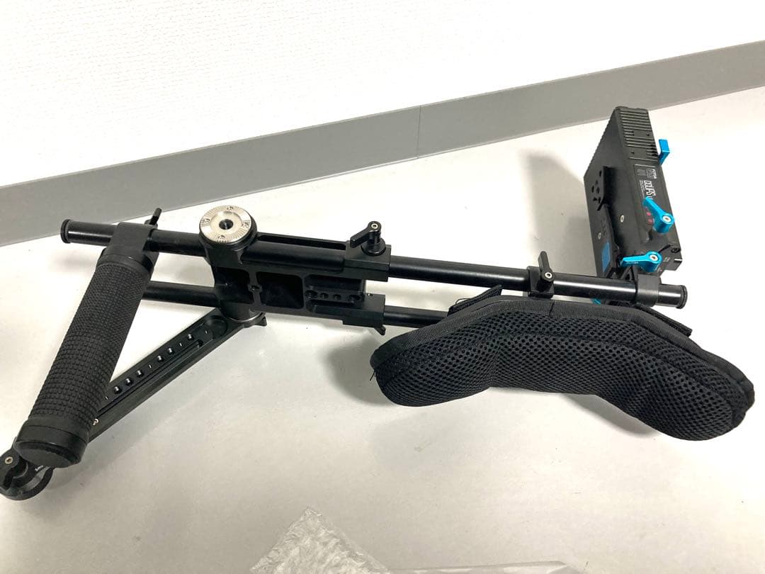 SONY PXW-FS5 SmallRig ショルダーリグ