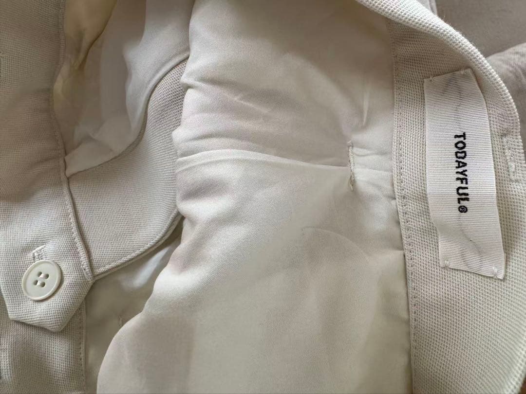 Todayful Wide Cocoon Trousers エクリュ