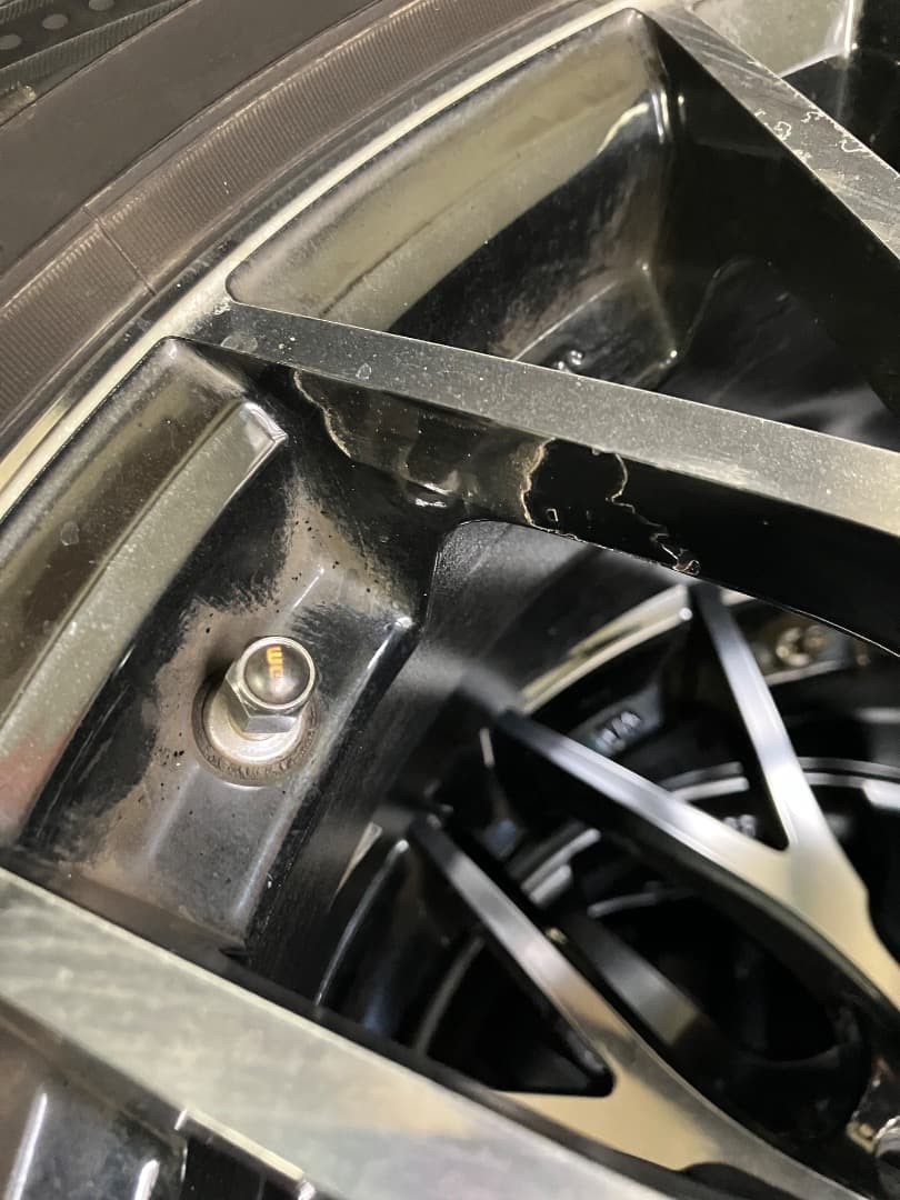 ①レオニスMX 18インチ　7J 114.3 インセット53 2本