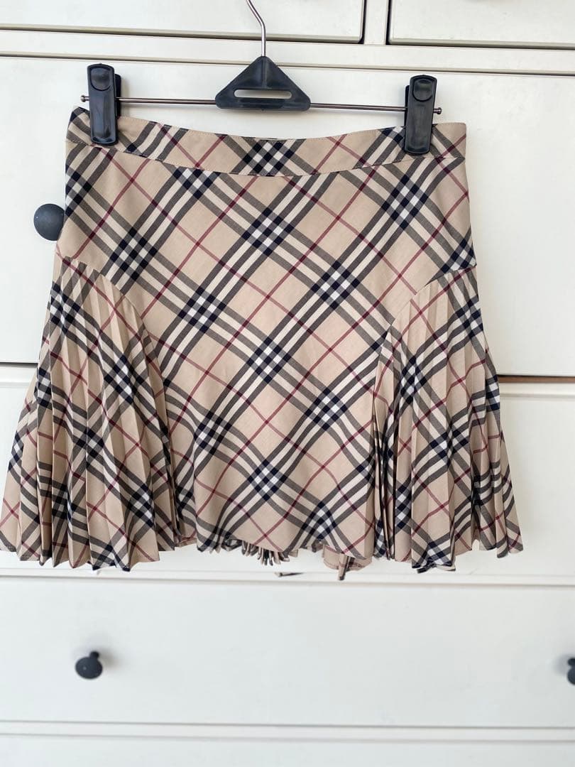 超美品 バーバリーブルーレーベルノバチェック スカート 36