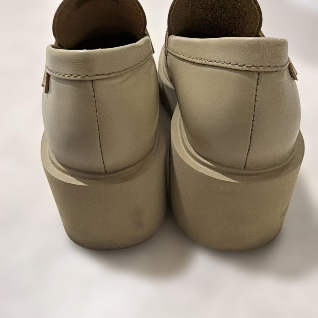 春☘️COMPER ベージュ ローファー 厚底　39