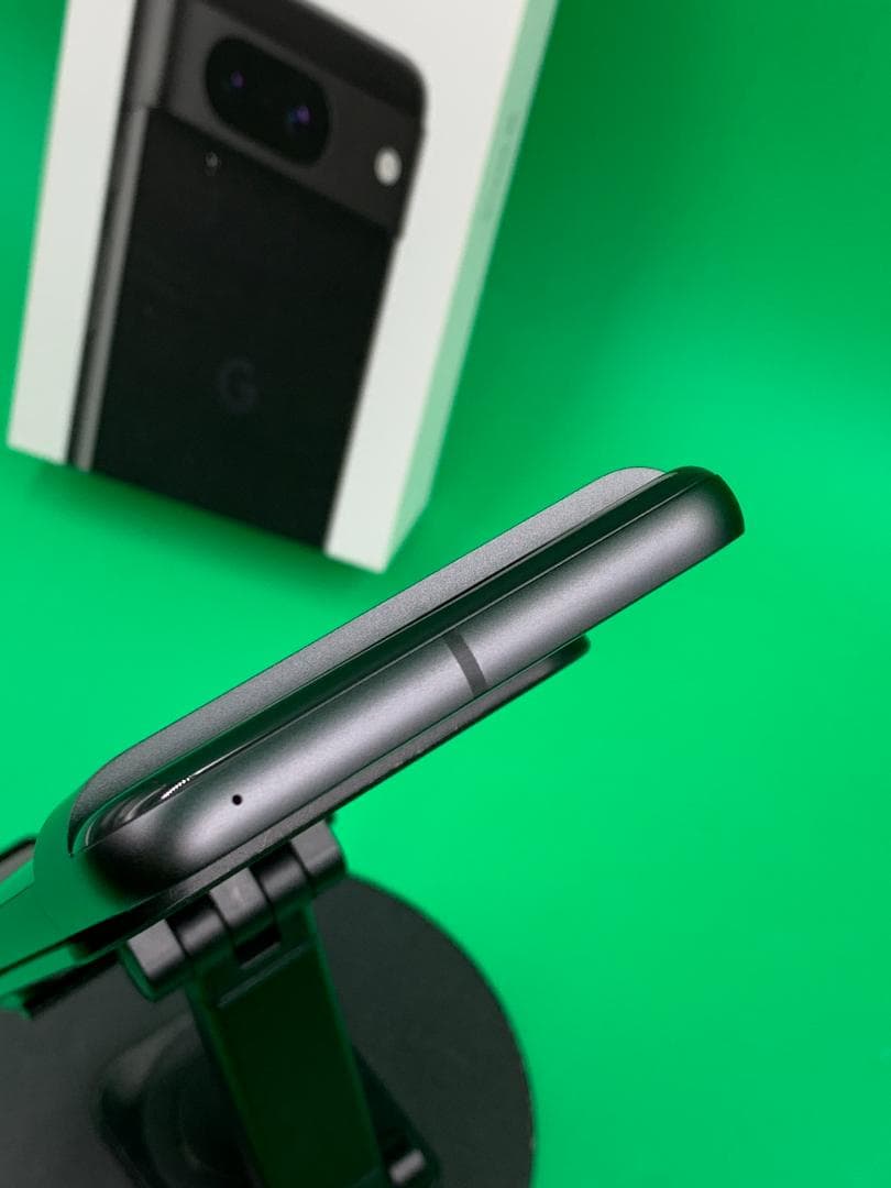 Google Pixel 8 本体