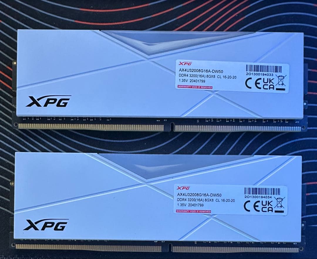 XPG SPECTRIX D50 RGB ホワイト DDR4 /8GB /2枚]