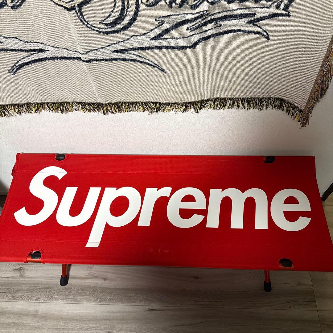Supreme アウトドアベンチ レッド