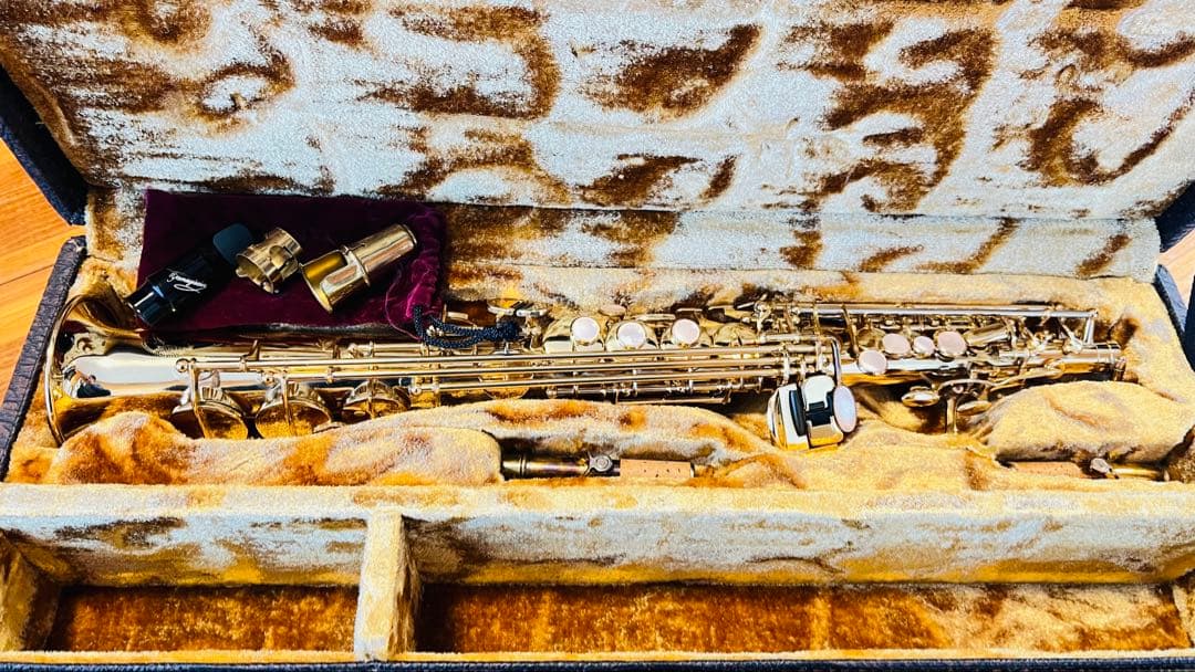 よ*ふ様 ソプラノサックス　ヤナギサワ　エリモナ本体 ゴールド ハードケース付き