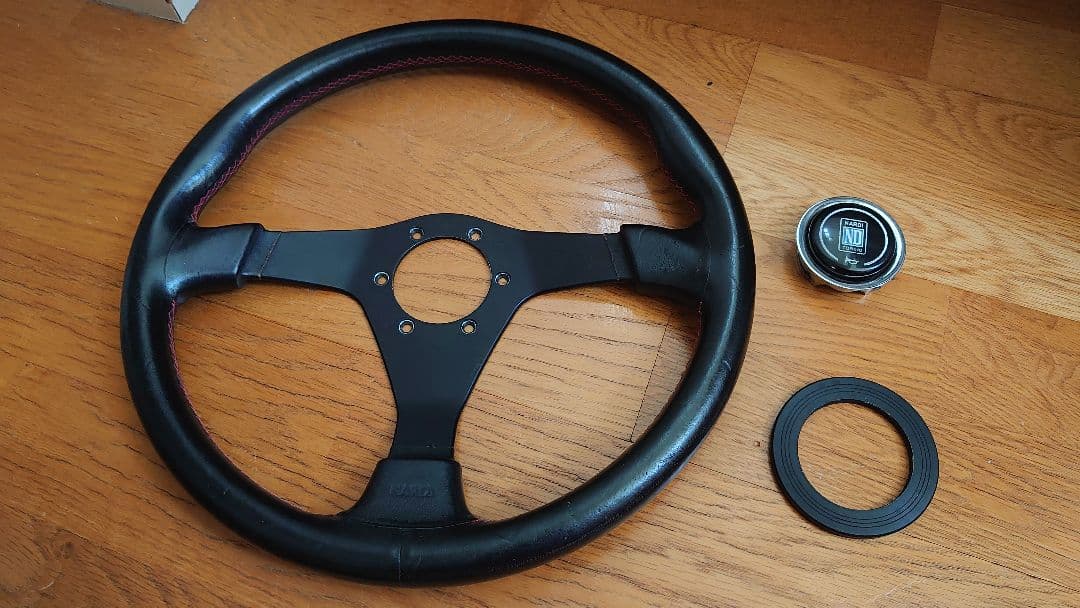 NARDI　クラシック　レザー　360mm ブラック