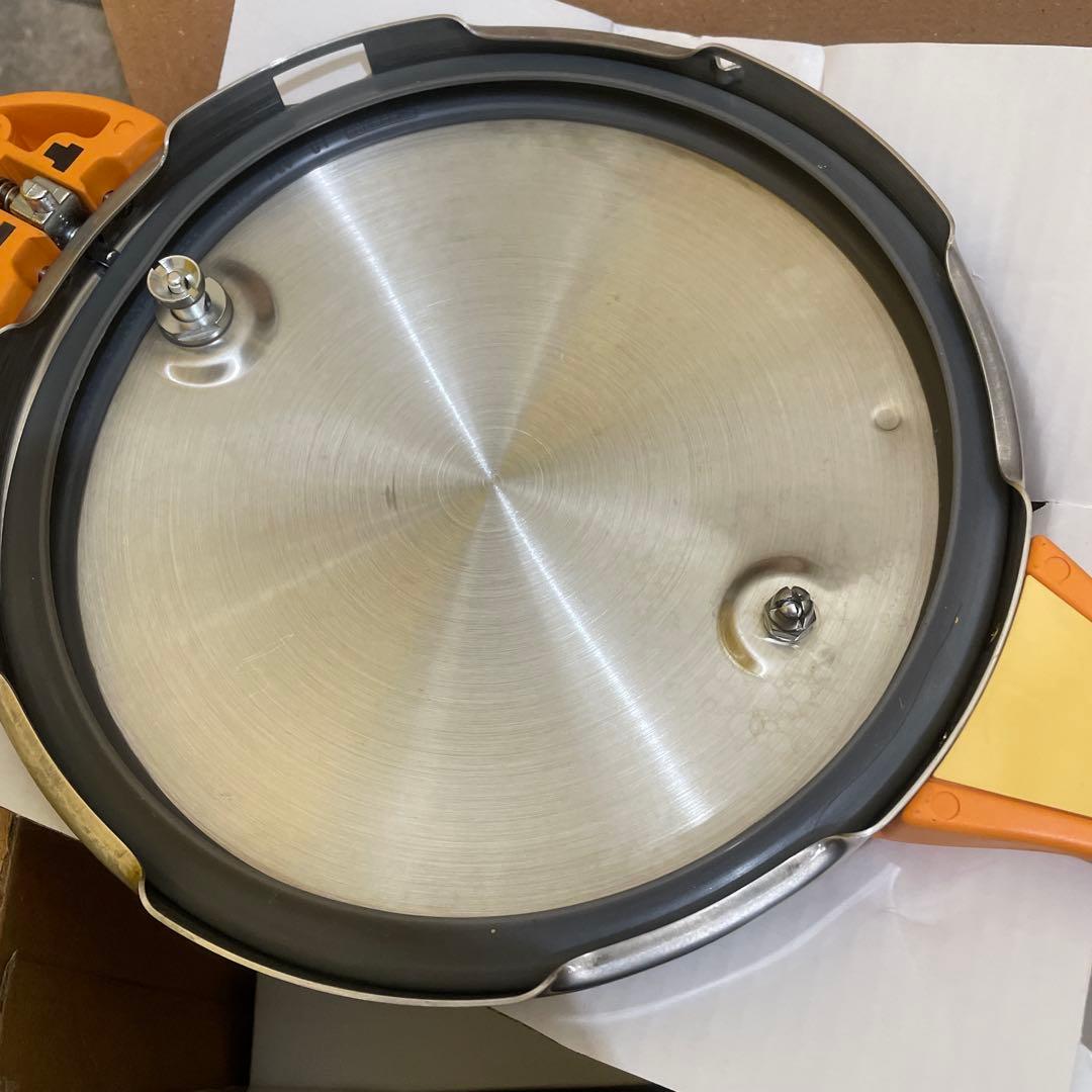 週末値下げ松井一代圧力鍋 マジッククッキング4.5L 黒豆２分，煮物１分深く便利