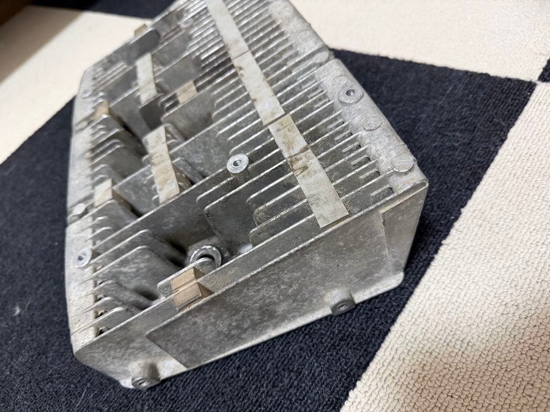 gt380 シリンダーヘッド