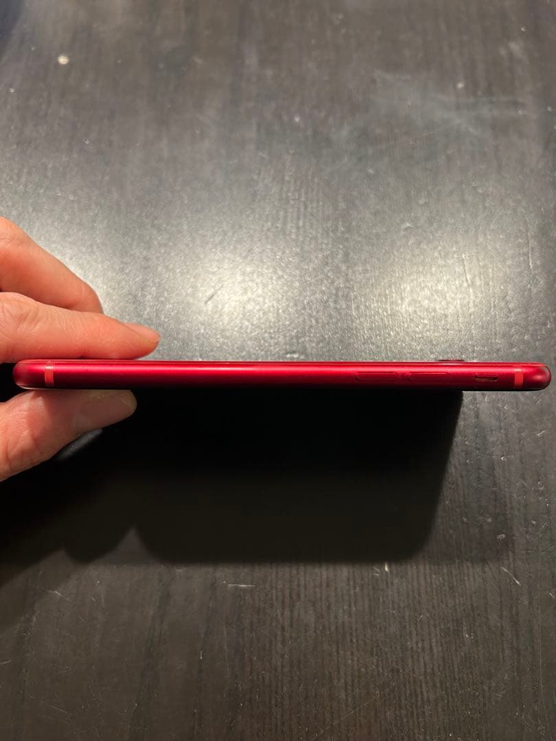 iPhoneSE第3世代　PRODUCT(RED) 64GB 本体 ケース付き