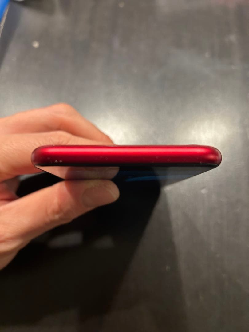 iPhoneSE第3世代　PRODUCT(RED) 64GB 本体 ケース付き