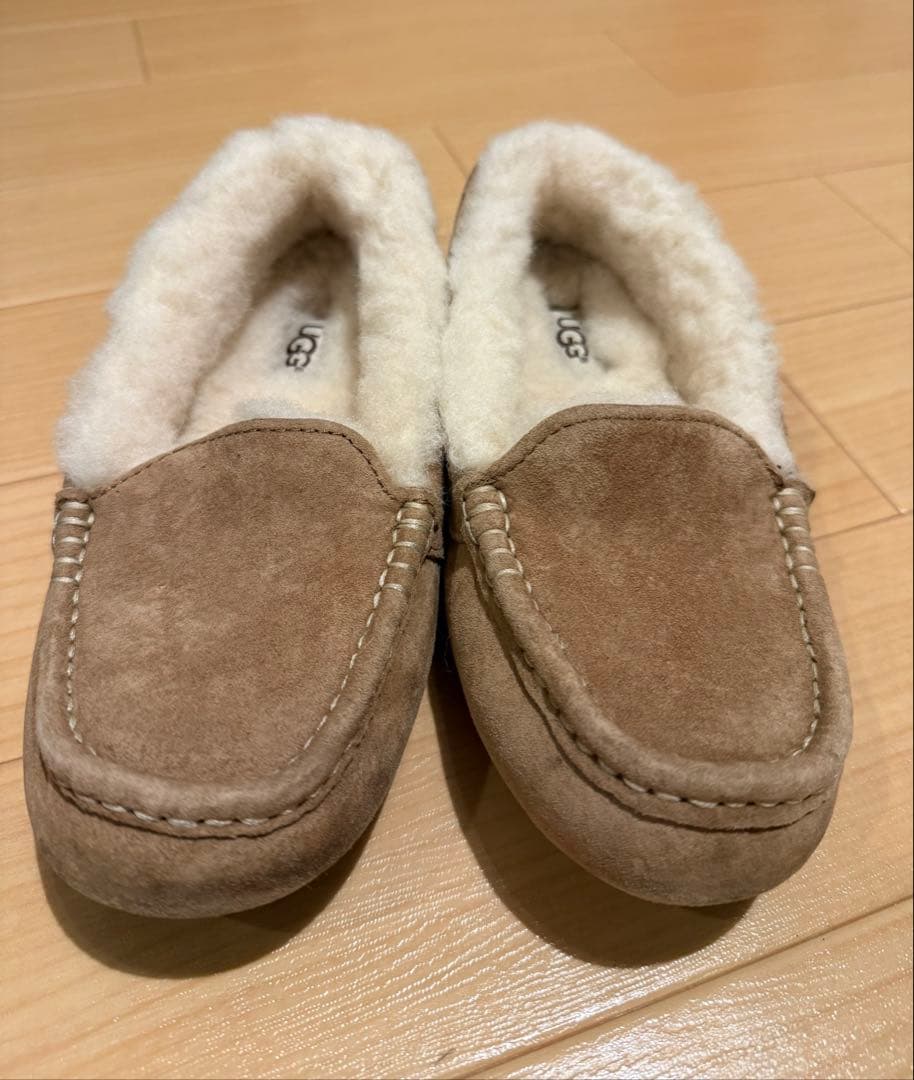 UGG モカシン Ansley レディース