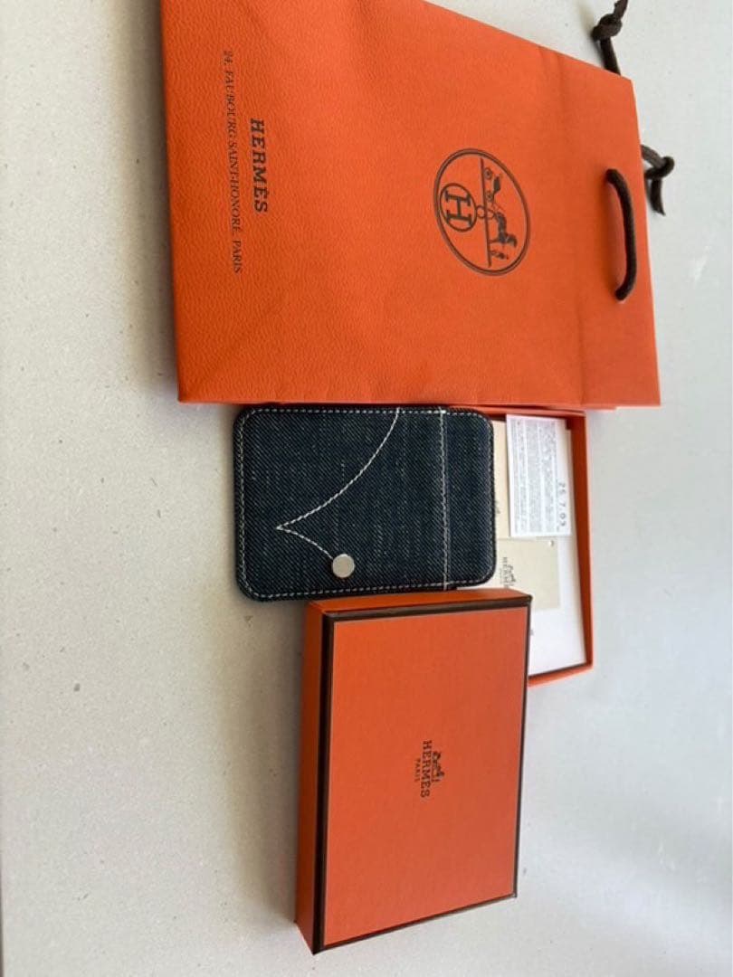 HERMES デニムカードケース ダークブルー　MagSafe エルメス