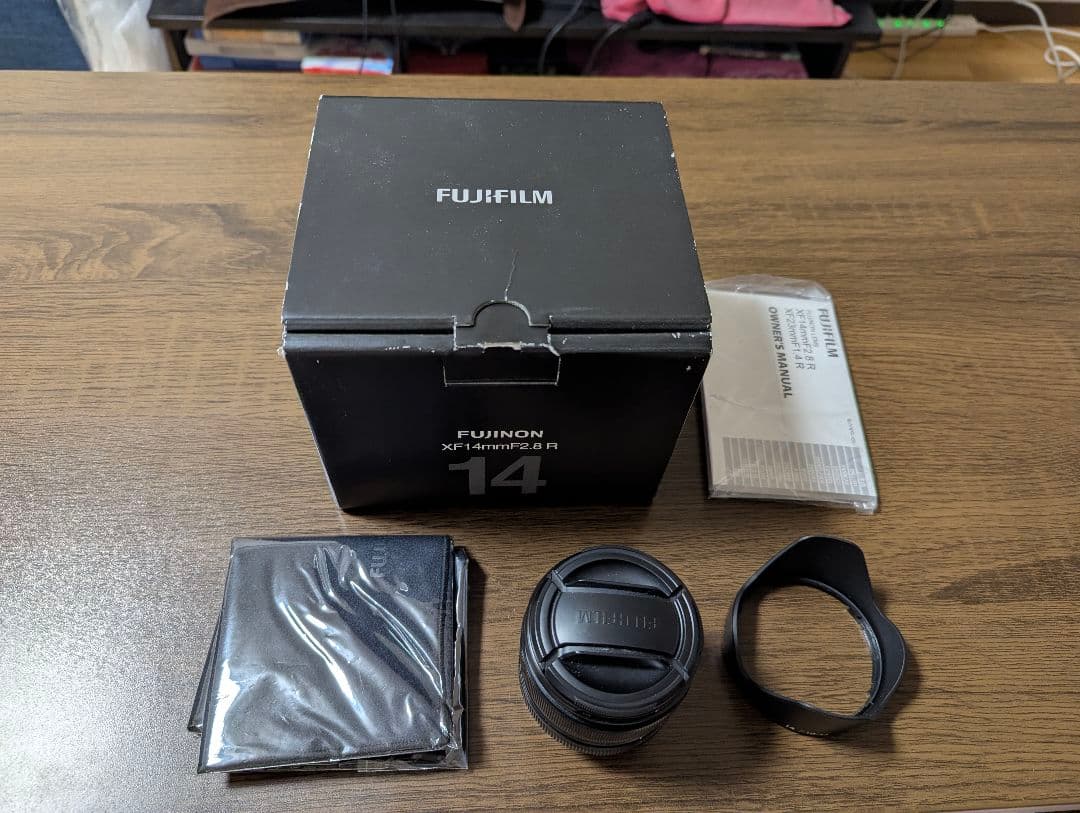 Fujifilm XF 14mm F2.8 R レンズ