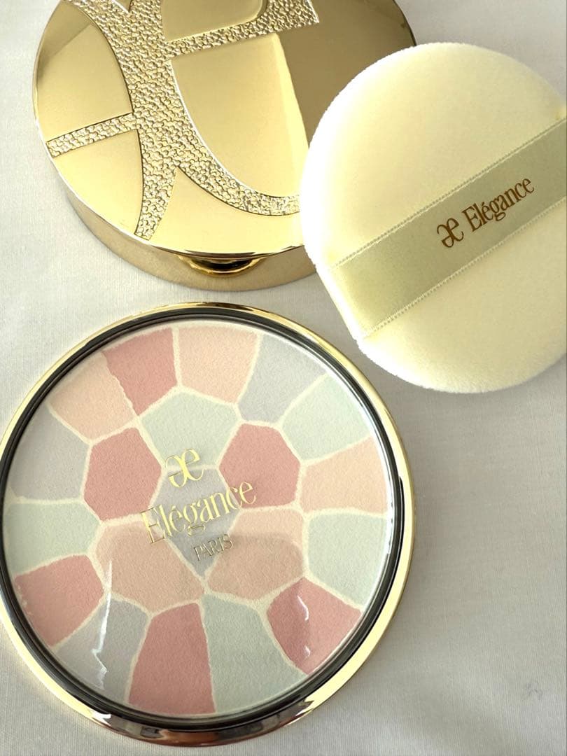 Elegance ラ プードル オートニュアンス 〈フェイスパウダー〉