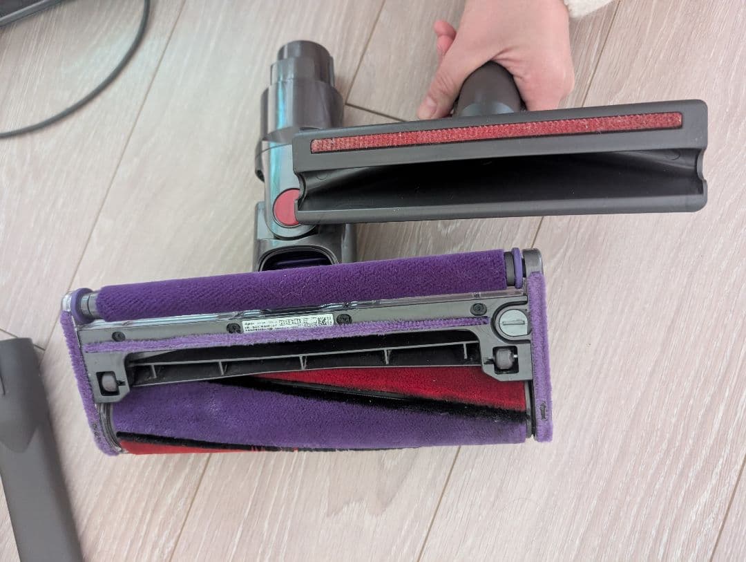 ダイソン サイクロン式 コードレス掃除機 dyson SV12 FF BK