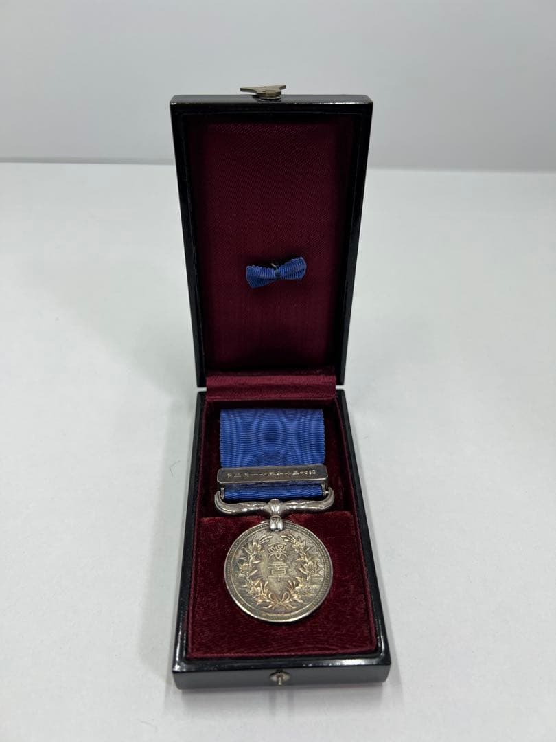 褒章 メダル 明治期 勲章 記念章 勲功章 昭和大豊記念章　勲章 　メダル　箱付