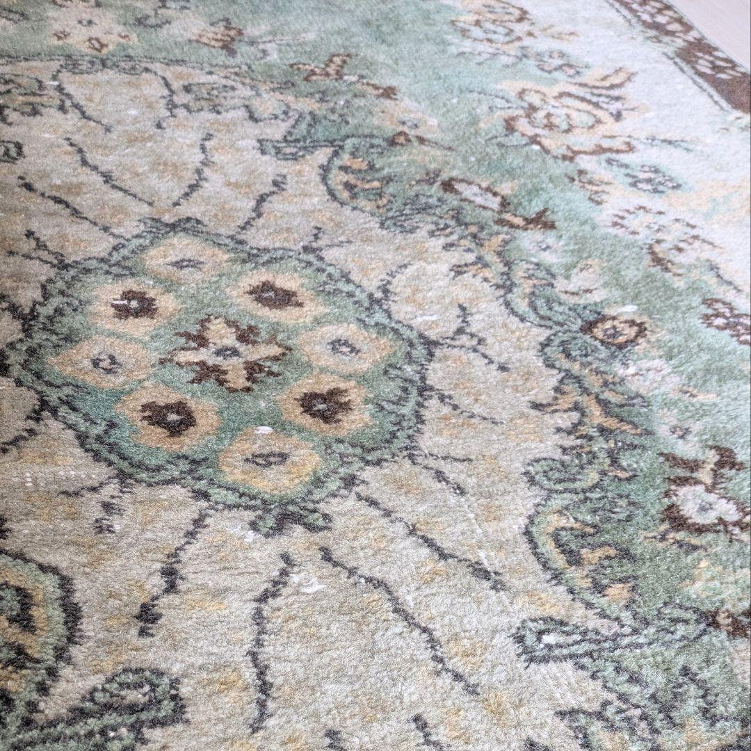 116×219 メダリオングリーン　トルコヴィンテージラグ