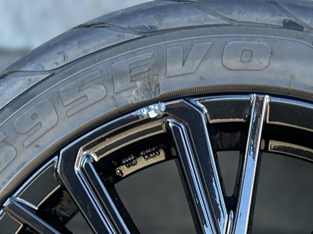 セイさん専用　トヨタ90ノア ヴォクシー純正オプション18インチ