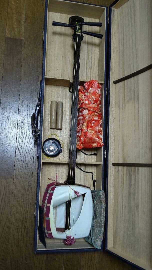 値下げ三味線ケース付き　皮破れあり、ジャンク扱い　検　紅木　和楽器　清元　長唄