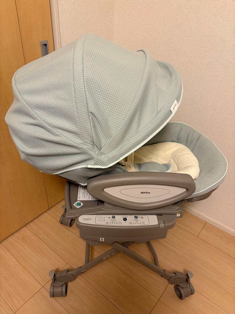 【美品】Aprica　ユラリズム　オートプレミアム