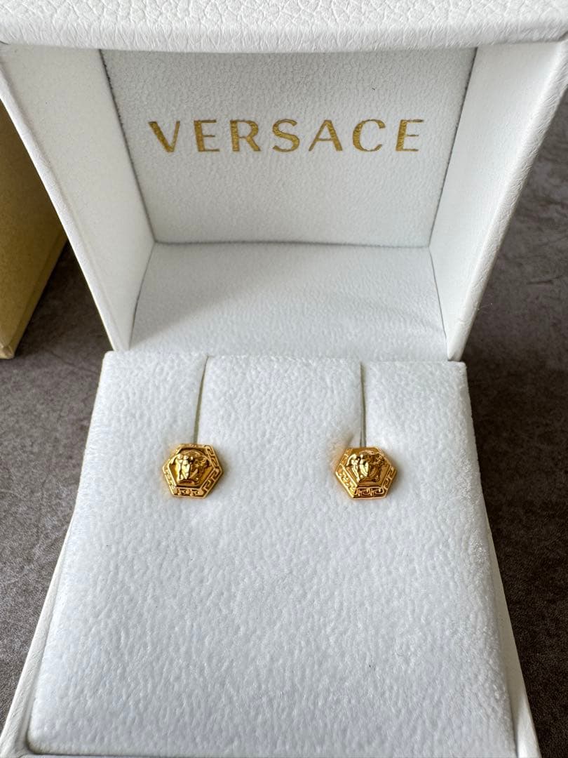 VERSACE ヴェルサーチ ピアス ゴールドメドューサ
