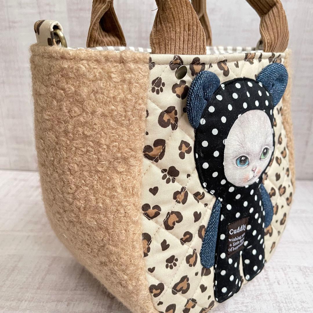 牡*❁様 ラウンドトートバッグ＊コヤンイサムチョン