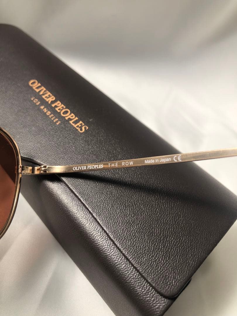 OLIVER PEOPLES×THE ROW EXECUTIVE SUITE