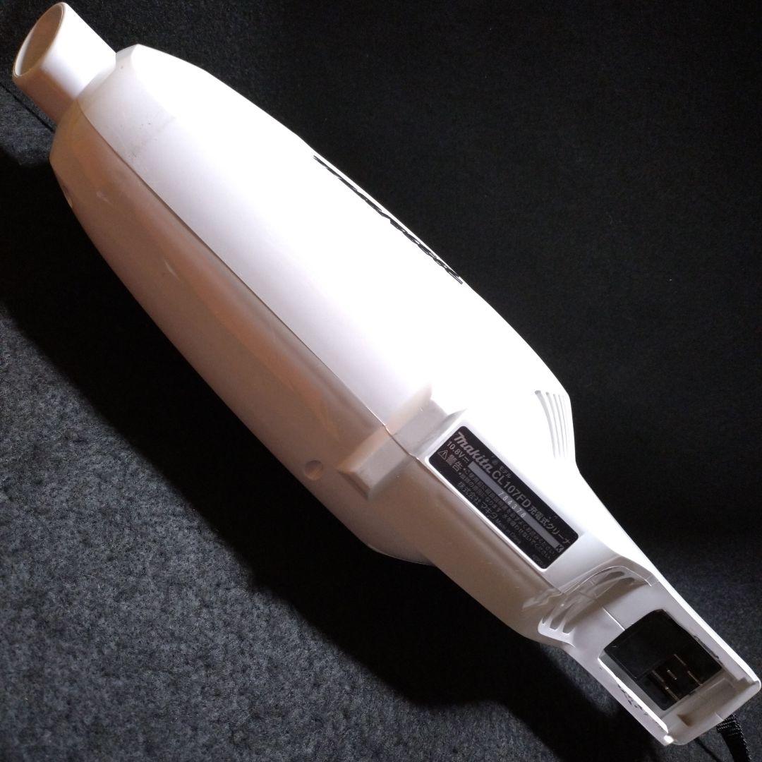Makita CL107FD 充電式クリーナー