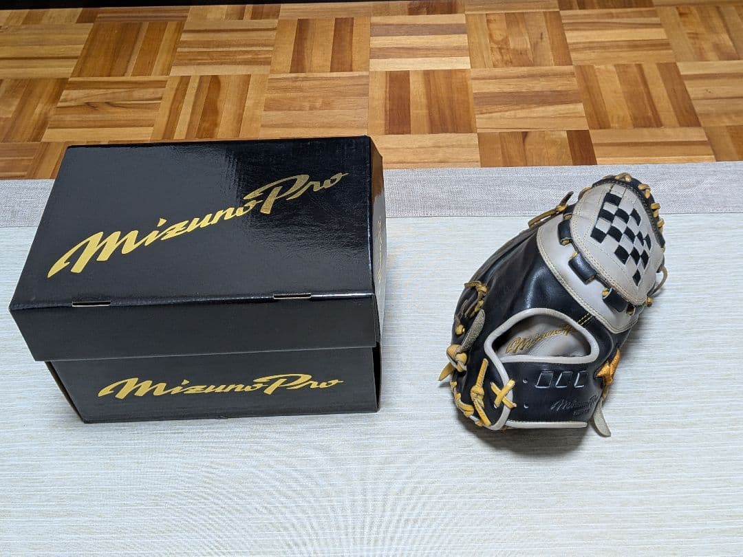 ミズノプロ　波賀ジャパン　店舗別注オーダー中田翔型ファーストミット　化粧箱付き