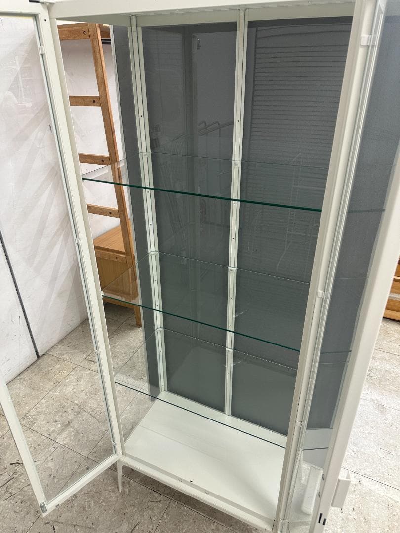 IKEA 飾り棚 ガラスケース 鍵付き ホワイト