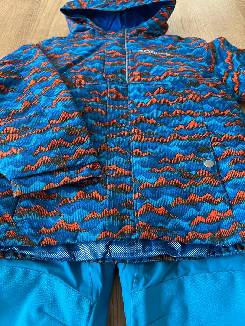 美品Columbia 120子ども用スキーウェア　XS上下セット