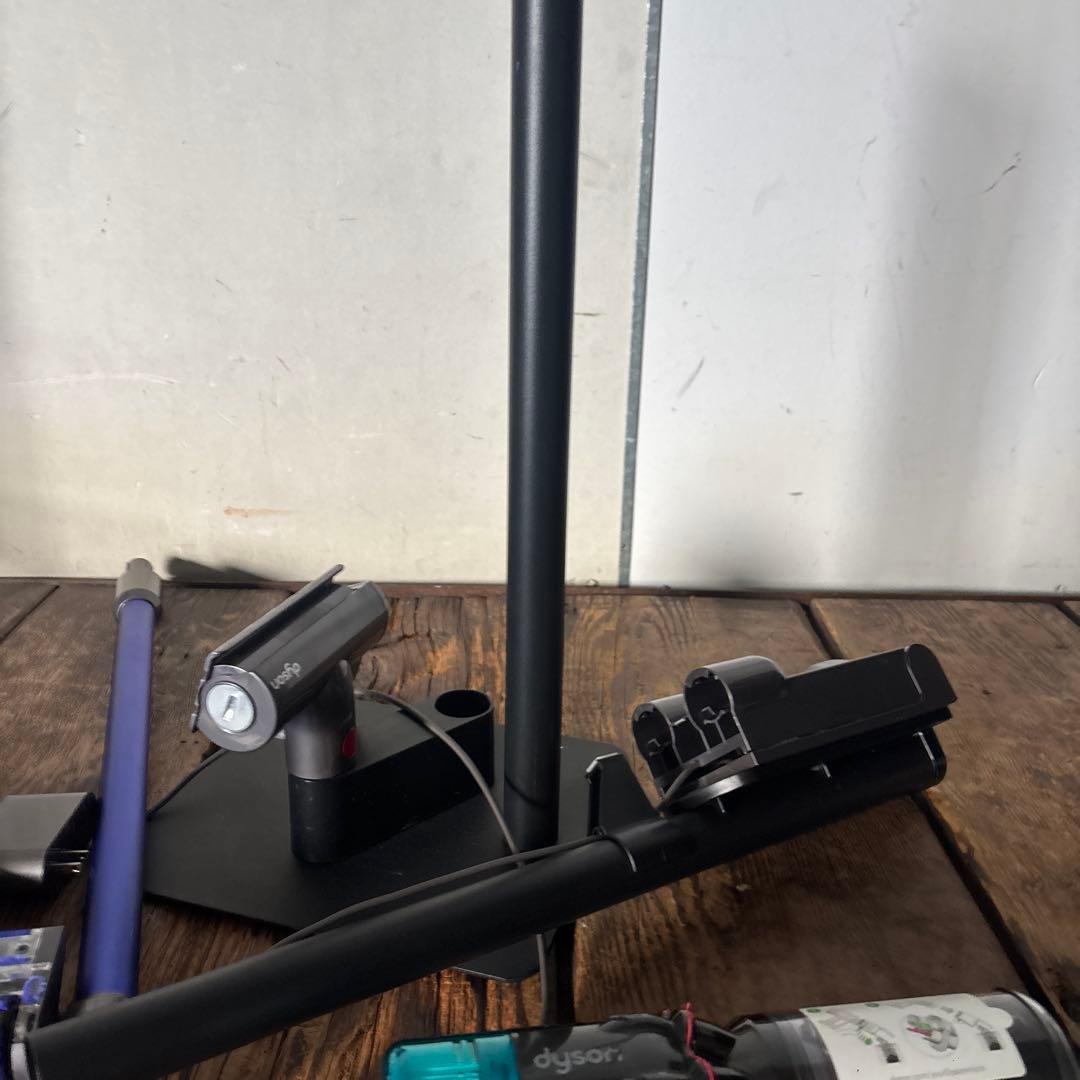 ダイソン史上最軽量1.5kgマイクロコードレススリム掃除機