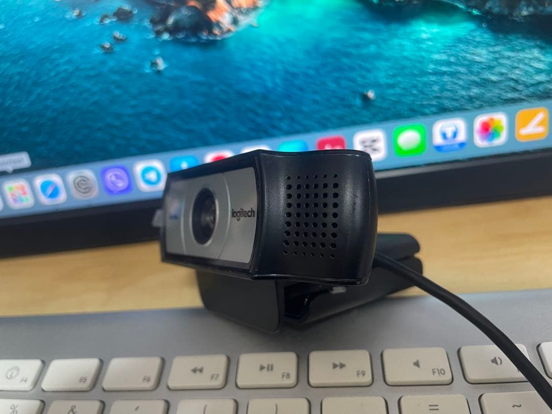 Mac mini セット / 18.5型モニター・カメラ付