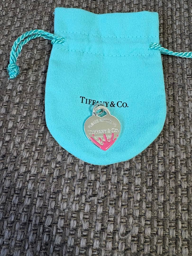 正規品　極美品ティファニーハートペンダント　チャーム