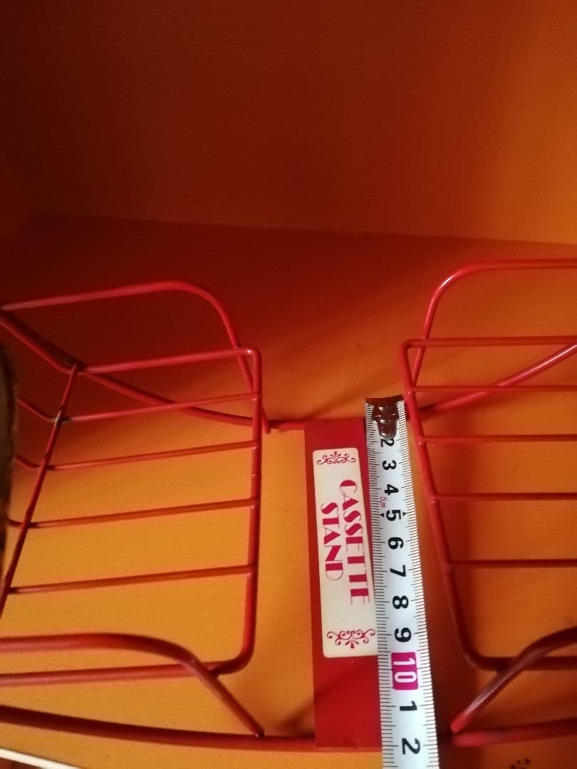 カセットテープ　カセットスタンド　昭和レトロ　ファンシー　80年代　赤　ラック