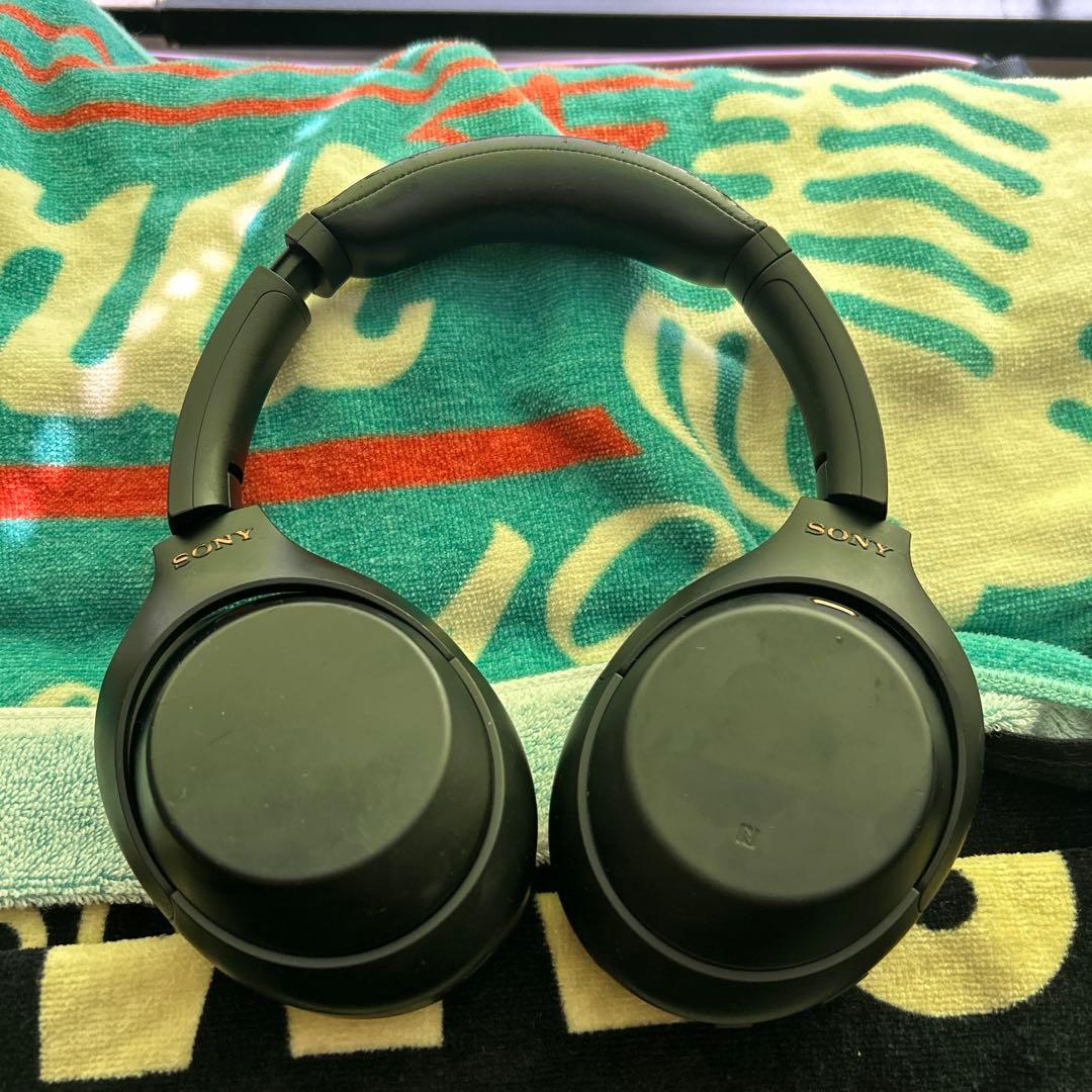 SONY WH-1000XM4ワイヤレスヘッドホン ブラック　【現状品】